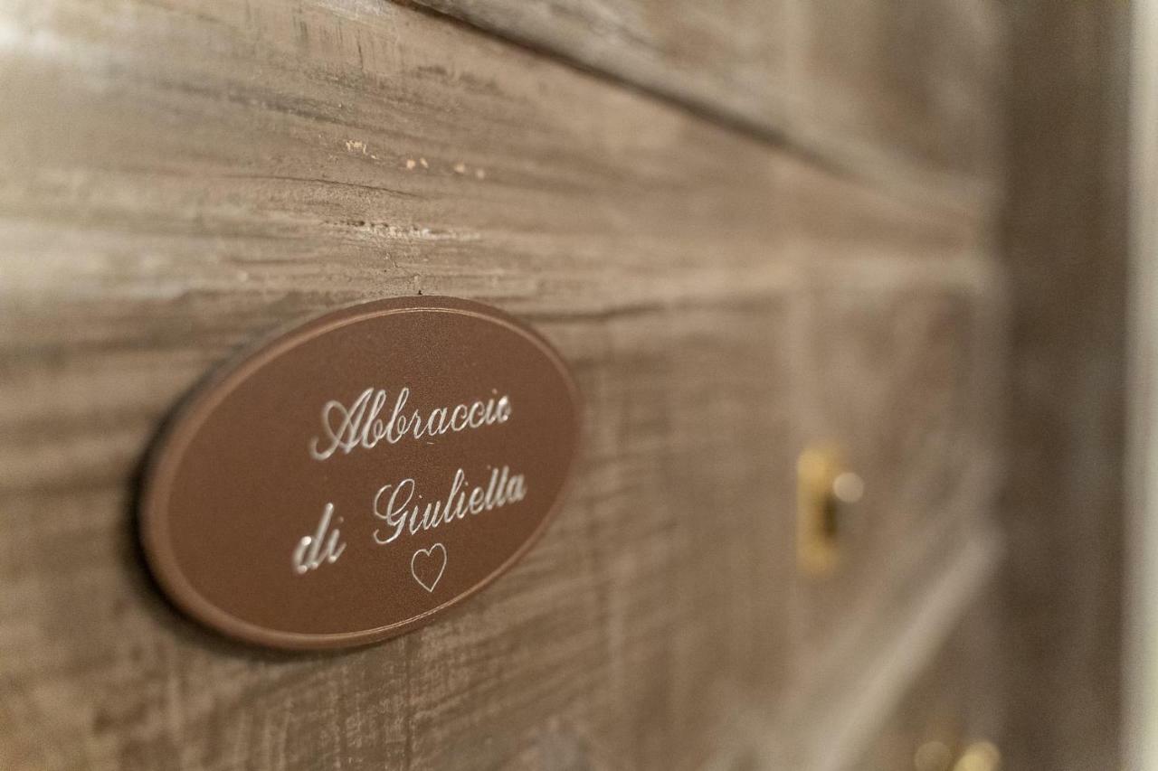 Abbraccio Di Giulietta Apartment Verona Bagian luar foto