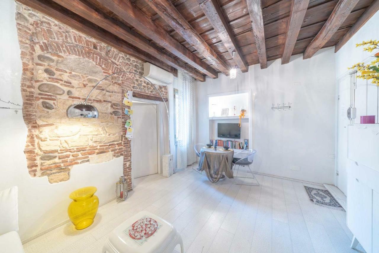 Abbraccio Di Giulietta Apartment Verona Bagian luar foto